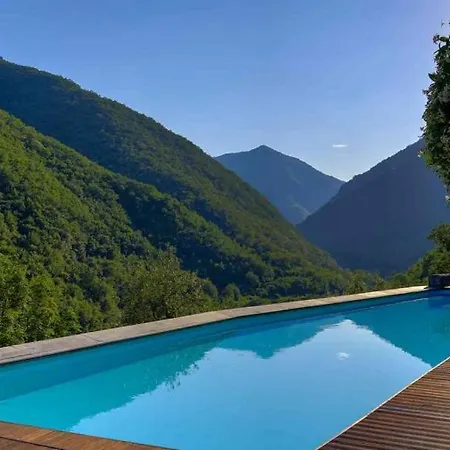 - Di Castelbianco Apartman *