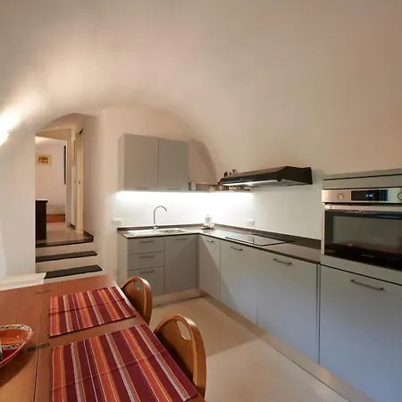 - Di Castelbianco Apartman