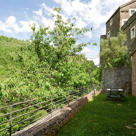 - Di Castelbianco Colletta