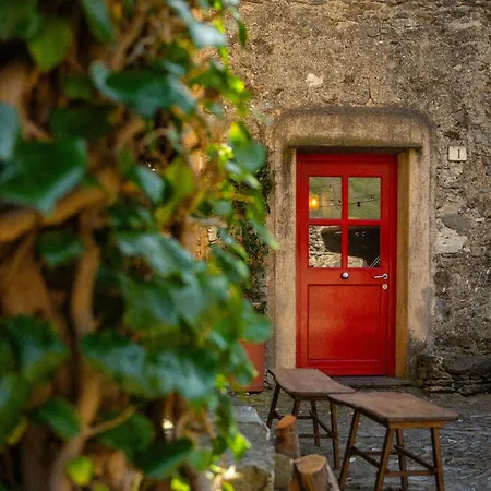 - Di Castelbianco Διαμέρισμα